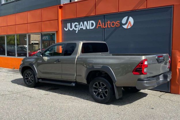 TOYOTA HILUX 2.8 D4D 204 BVA INVINCIBLE XTRA CAB