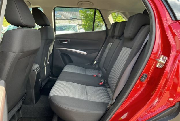 SUZUKI S-CROSS 1.4 HYBRID PRIVILEGE ALLGRIP
