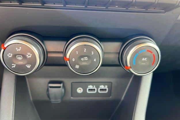 RENAULT CLIO DCI 100 EVOLUTION CAMERA