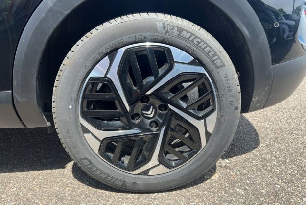 CITROEN C4 HDI 130 EAT8 SHINE PLUS