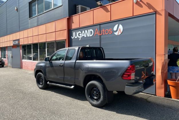 TOYOTA HILUX 2.8 204 X-TRA CAB LE CAP MY25