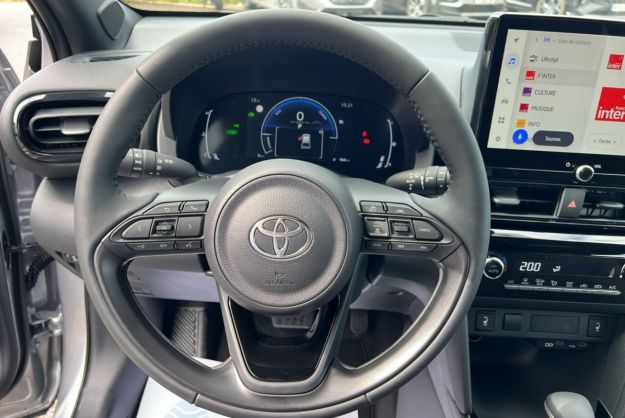 TOYOTA YARIS CROSS HYBRIDE 116 DESIGN PLUS