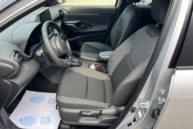TOYOTA YARIS CROSS HYBRIDE 116 DESIGN PLUS