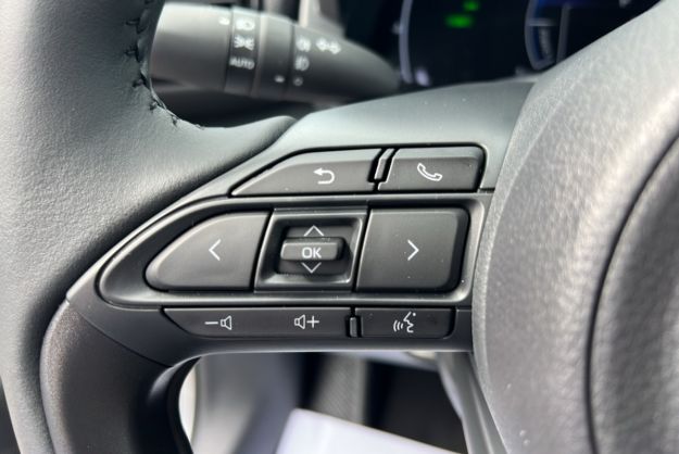 TOYOTA YARIS CROSS HYBRIDE 116 DESIGN PLUS