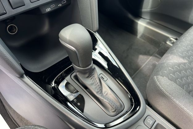 TOYOTA YARIS CROSS HYBRIDE 116 DESIGN PLUS
