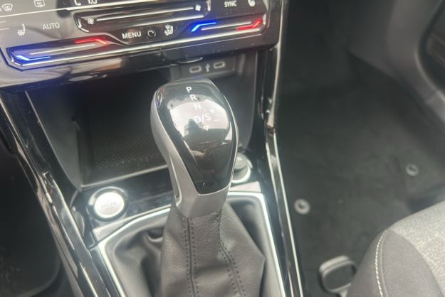 VOLKSWAGEN T-CROSS TSI 116 DSG7 EDITION PLUS