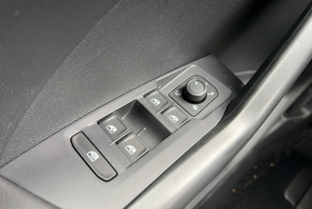 VOLKSWAGEN T-CROSS TSI 116 DSG7 EDITION PLUS