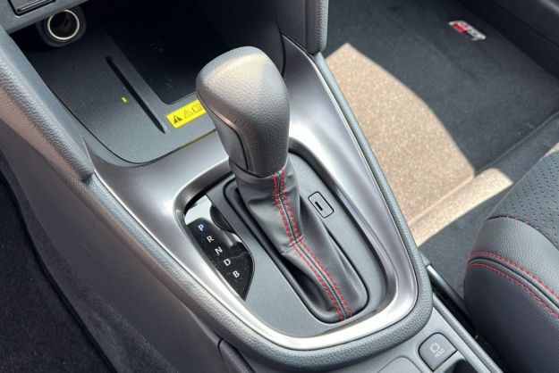 TOYOTA YARIS CROSS HYBRIDE 130 2WD GR SPORT