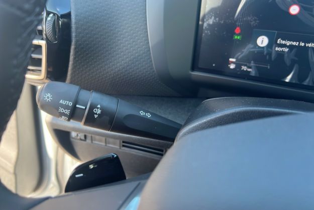CITROEN C4 NOUVELLE HYBRIDE 145 E-DSC6 MAX