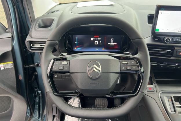 CITROEN BERLINGO HDI 130 EAT8 MAX TPANO