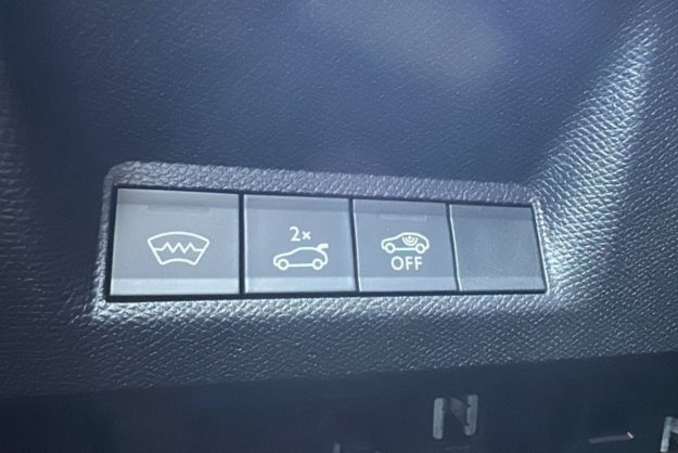 PEUGEOT 3008 HYBRID 145 E-DCS6 GT GRIP 360