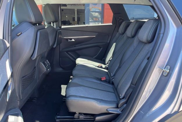 PEUGEOT 5008 BLUEHDI 130 EAT8 ALLURE PACK