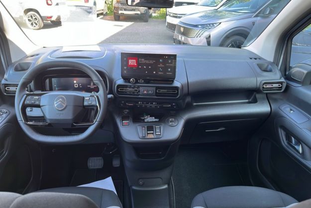 CITROEN BERLINGO HDI 130 EAT8 PLUS SURÉQUIPÉ