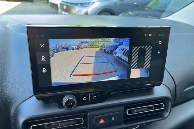 CITROEN BERLINGO HDI 130 EAT8 PLUS SURÉQUIPÉ