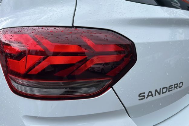 DACIA SANDERO STEPWAY TCE 110 EXTREME