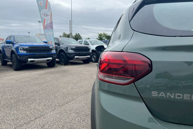 DACIA SANDERO STEPWAY ECO-G 100 EXTREME
