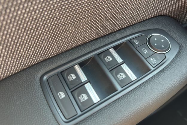 RENAULT CAPTUR E-TECH HYBRID 145 TECHNO PLUS