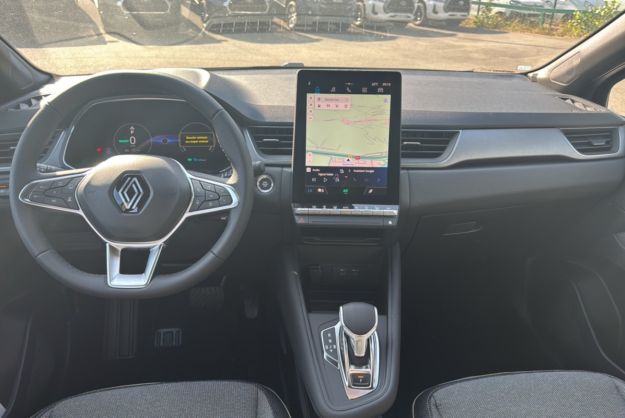 RENAULT CAPTUR E-TECH HYBRID 145 TECHNO PLUS