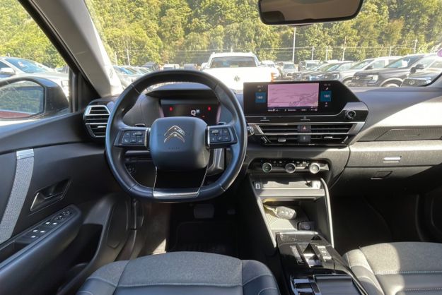CITROEN C4 1.2 130 EAT8 SHINE