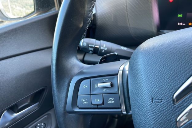 CITROEN C4 1.2 130 EAT8 SHINE