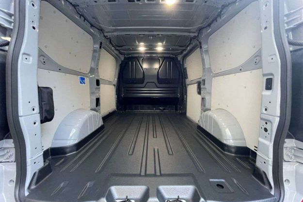 FORD TRANSIT CUSTOM 170 BVA8 SPORT L1H1 320
