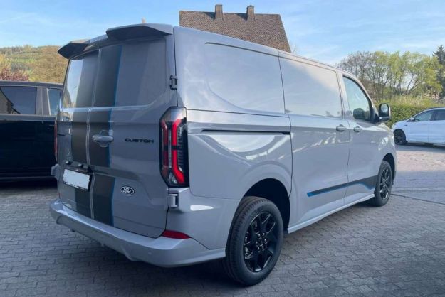 FORD TRANSIT CUSTOM 170 BVA8 SPORT L1H1 320