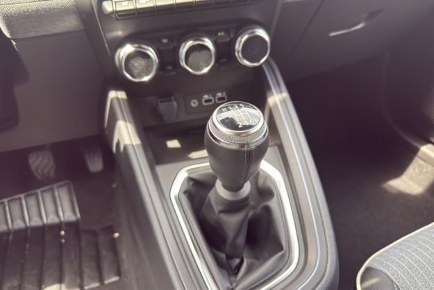 RENAULT CLIO V TCE 90 TECHNO PK HIVER