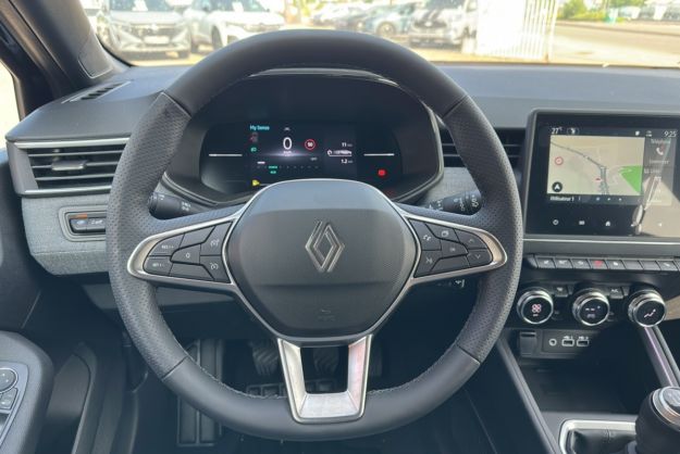 RENAULT CLIO V TCE 90 TECHNO PK LOOK HIVER