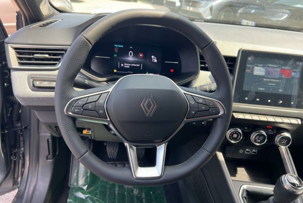 RENAULT CLIO V TCE 90 TECHNO PK LOOK HIVER