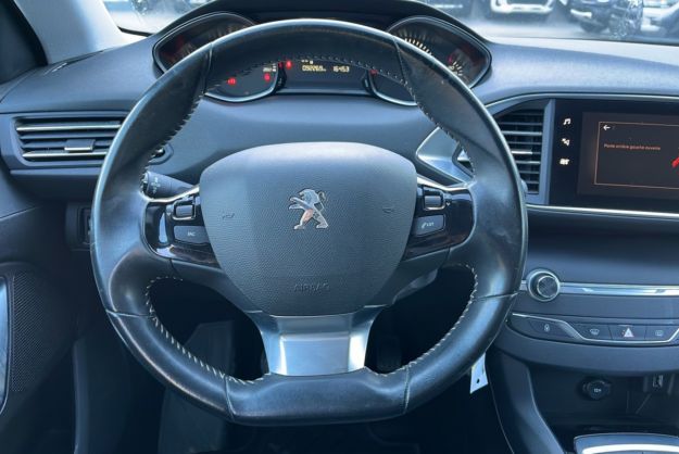 PEUGEOT 308 1.2 110 STYLE
