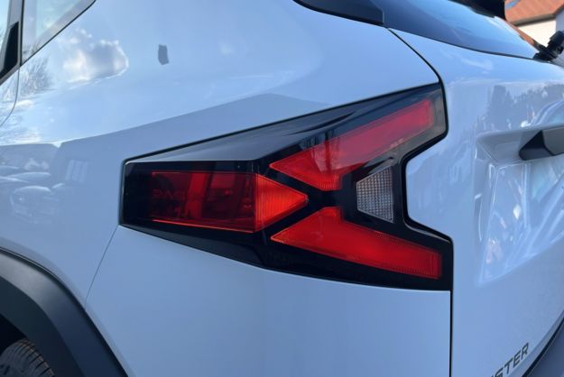 DACIA DUSTER ECO-G 100 4X2 EXPRESSION