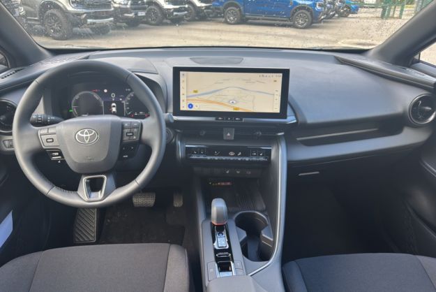 TOYOTA C-HR 1.8 HYBRID 140 DESIGN PLUS
