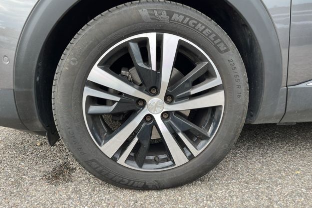 PEUGEOT 3008 1.5 BLUEHDI 130 EAT8 GT