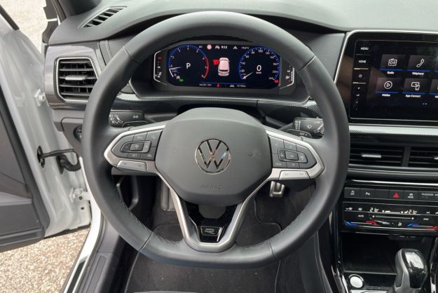 VOLKSWAGEN T-CROSS 1.5 TSI 150 DSG R-LINE