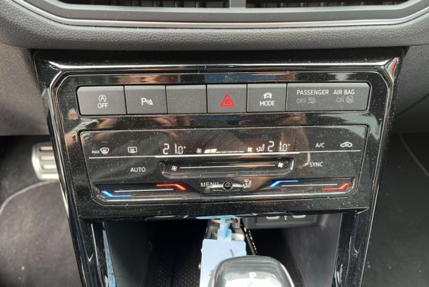 VOLKSWAGEN T-CROSS 1.5 TSI 150 DSG R-LINE