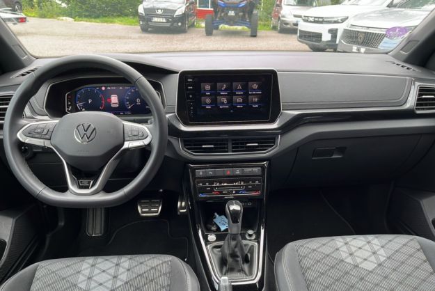VOLKSWAGEN T-CROSS 1.5 TSI 150 DSG R-LINE