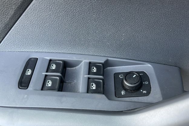 VOLKSWAGEN T-CROSS 1.0 TSI 115 BVM6 LOUNGE