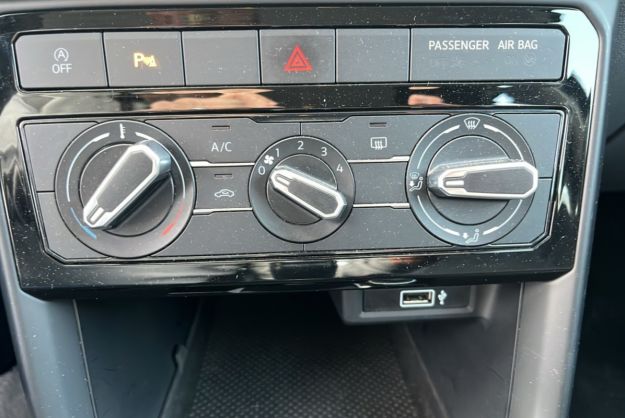 VOLKSWAGEN T-CROSS 1.0 TSI 115 BVM6 LOUNGE