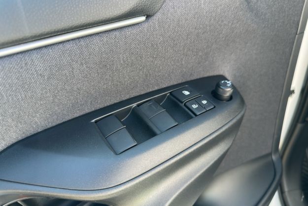 TOYOTA YARIS HYBRIDE 116 BVA DYNAMIC