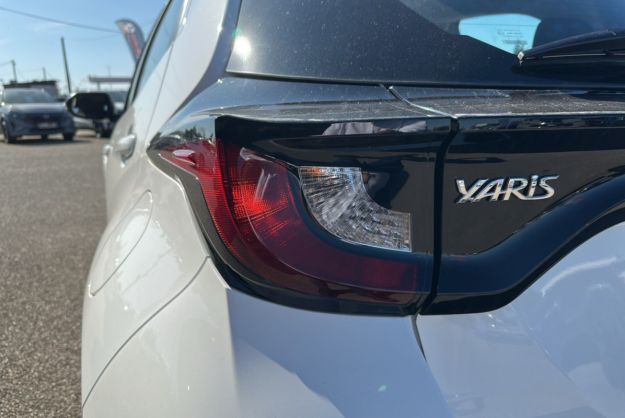 TOYOTA YARIS HYBRIDE 116 BVA DYNAMIC