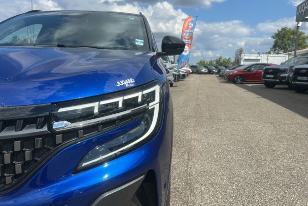 RENAULT AUSTRAL E-TECH 200 ICONIC ESPRIT ALPINE