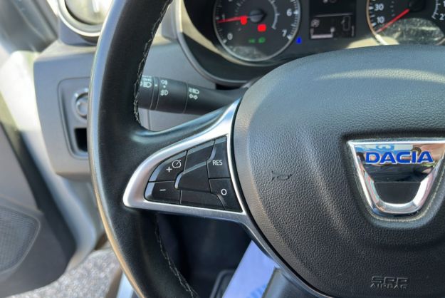 DACIA DUSTER 1.5 DCI 115 PRESTIGE 4X4