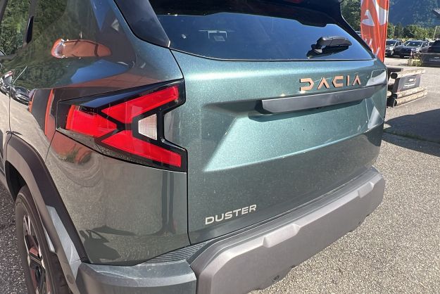 DACIA DUSTER ECO-G 100 EXTREME