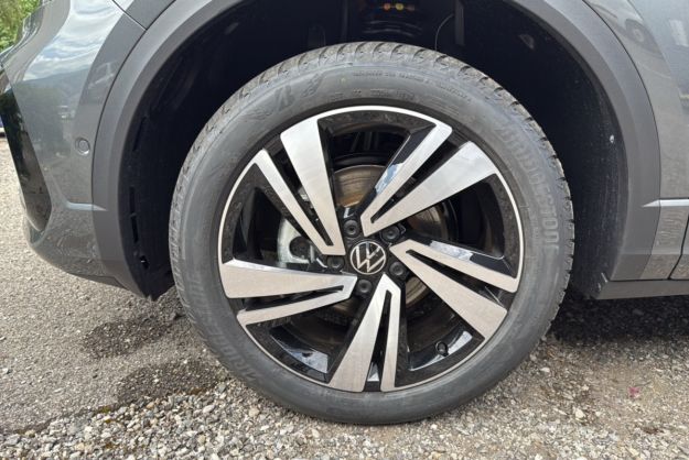 VOLKSWAGEN T-ROC TSI 150 DSG7 R-LINE