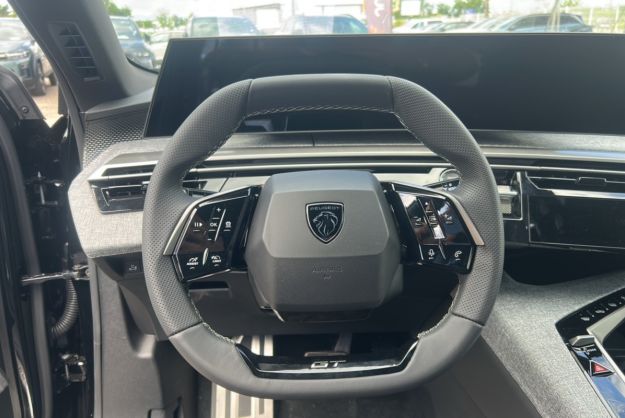 PEUGEOT 5008 HYBRID 145 E-DCS6 GT 360 T.O