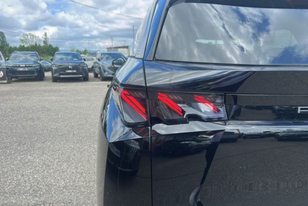 PEUGEOT 5008 HYBRID 145 E-DCS6 GT 360 T.O