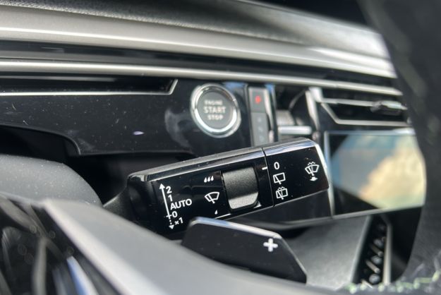 PEUGEOT 5008 HYBRID 145 E-DCS6 GT 360 T.O