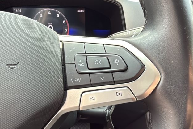 VOLKSWAGEN T-ROC NEW TSI 150 DSG LIFE PLUS