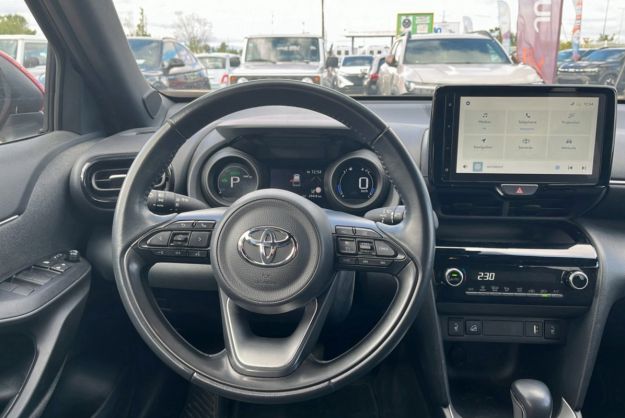 TOYOTA YARIS CROSS 1.5 116 HYBRID DESIGN AWD
