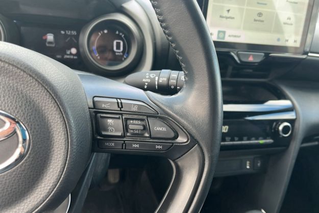 TOYOTA YARIS CROSS 1.5 116 HYBRID DESIGN AWD